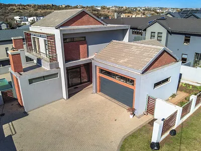 4 Bedroom House For Sale in Pretoria - ODve.webp