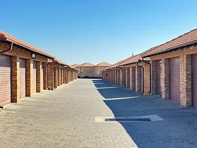 3 Bedroom Townhouse For Sale in Pretoria - sKZu.webp