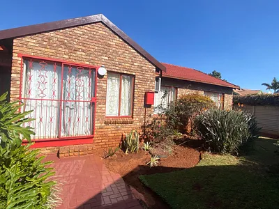 3 Bedroom House For Sale in Akasia - BaHe.webp