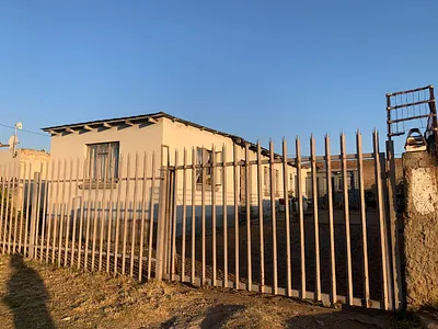 2 Bedroom House For Sale in Johannesburg - m5vc.webp