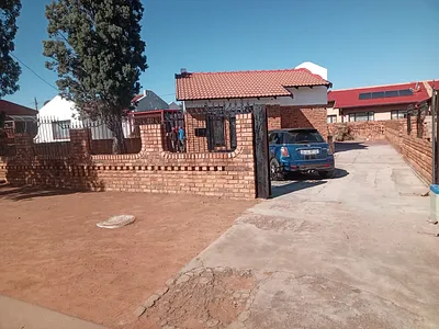 3 Bedroom House For Sale in Mabopane - sBd8.webp