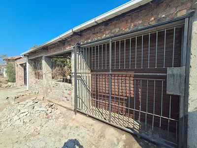 3 Bedroom House For Sale in Centurion - Z0Sm.webp