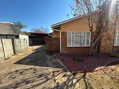 4 Bedroom House For Sale in Pretoria - Nedp.webp
