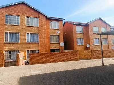 1 Bedroom Apartment For Sale in The Reeds, Centurion - uBV7.webp