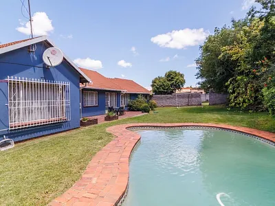 4 Bedroom House For Sale in Johannesburg - JiyV.webp