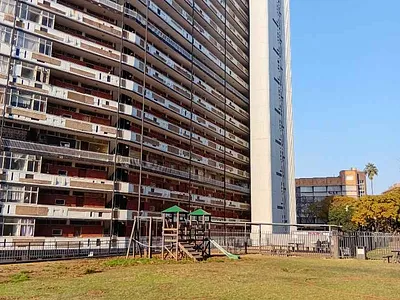1 Bedroom Apartment For Sale in Pretoria - img