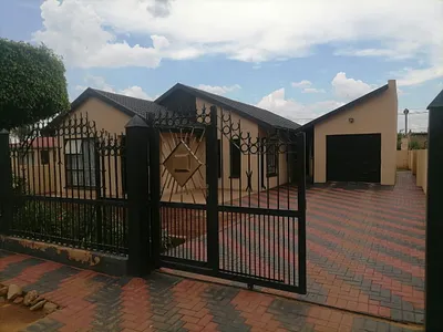 3 Bedroom House For Sale in Ga-rankuwa Unit 5, Ga-rankuwa - img