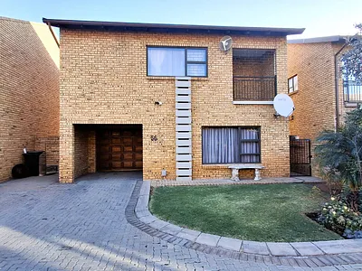 3 Bedroom Townhouse For Sale in Springs - SZPC.webp
