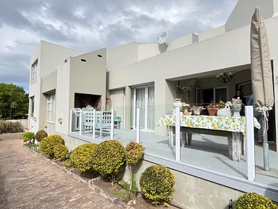 4 Bedroom House For Sale in Hartenbos - ywIJ.webp