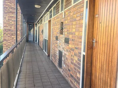 0.5 Bedroom Apartment For Sale in Pretoria - GdXW.webp