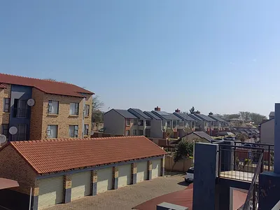 2 Bedroom Apartment To Rent in Akasia - 5h0W.webp