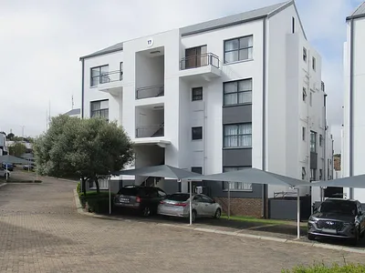 3 Bedroom Apartment For Sale in Johannesburg - CwLl.webp