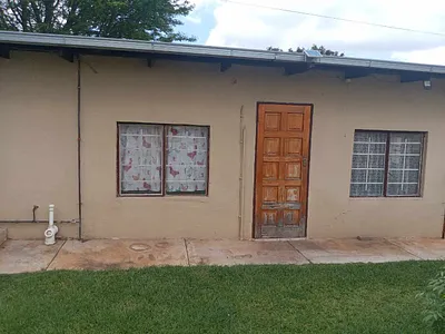 0.5 Bedroom Apartment To Rent in Pretoria - FdCv.webp