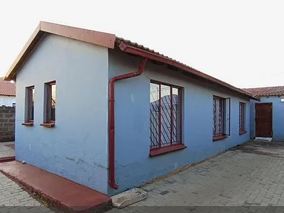 3 Bedroom House For Sale in Midrand - oh3L.webp