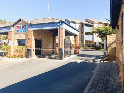1 Bedroom Apartment For Sale in Midrand - O6bl.webp