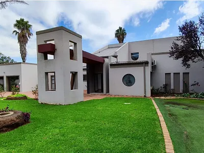 5 Bedroom House For Sale in Brakpan - rGQ2.webp