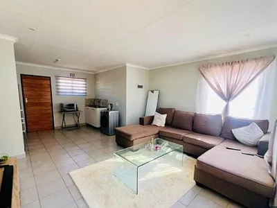 3 Bedroom House For Sale in Pretoria - img
