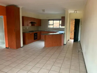 2 Bedroom Apartment For Sale in Johannesburg - jzJb.webp