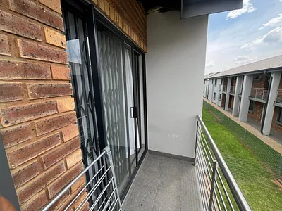 3 Bedroom Apartment To Rent in Pretoria - 4Z8i.webp