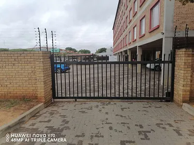 2 Bedroom Apartment To Rent in Pretoria - img
