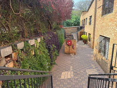 3 Bedroom House For Sale in Hartbeespoort - jSNU.webp