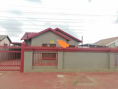 2 Bedroom House To Rent in Soshanguve VV, Soshanguve - LlQY.webp