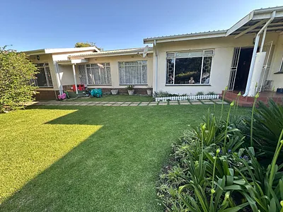 4 Bedroom House For Sale in Dundee - 4oeW.webp