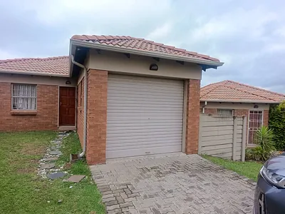 3 Bedroom House For Sale in Centurion - azEL.webp