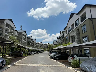 3 Bedroom Apartment For Sale in Midrand - 5l6u.webp