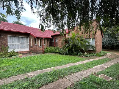 4 Bedroom House For Sale in Rayton - tBYQ.webp