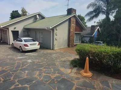 4 Bedroom House For Sale in Pretoria - img