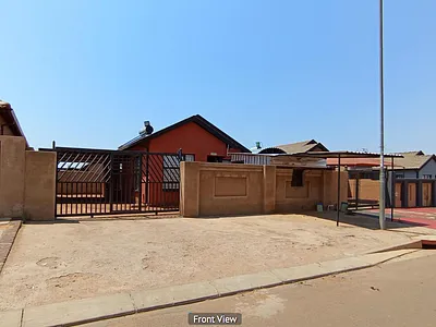 3 Bedroom House For Sale in Soshanguve VV, Soshanguve - aBVY.webp