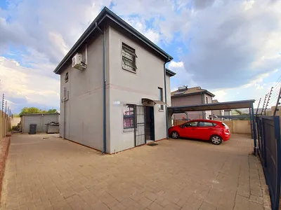 3 Bedroom House For Sale in Pretoria - mR9f.webp
