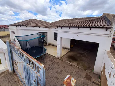 3 Bedroom House For Sale in Pretoria - jNin.webp