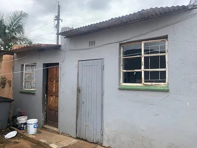 4 Bedroom House For Sale in Johannesburg - tBD3.webp