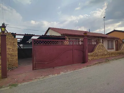3 Bedroom House For Sale in Soshanguve BB, Soshanguve - Z24u.webp