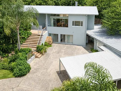 4 Bedroom House For Sale in Hartbeespoort - bgxl.webp