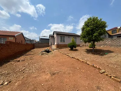 2 Bedroom House For Sale in Pretoria - PMGj.webp
