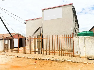 16 Bedroom House For Sale in Hammanskraal - AHW6.webp