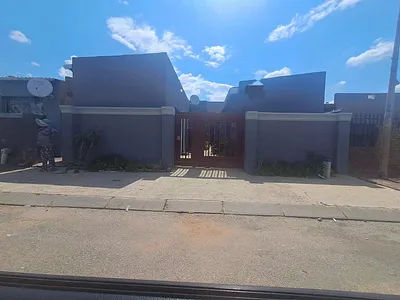 1 Bedroom House For Sale in Midrand - gnbs.webp