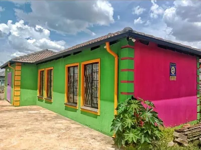 3 Bedroom House For Sale in Akasia - gWhd.webp