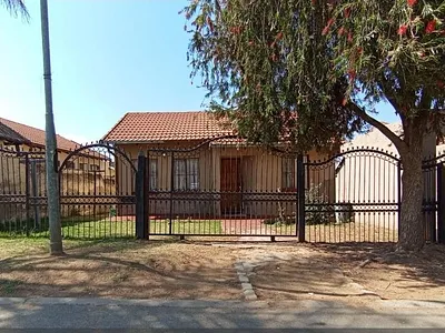 2 Bedroom House For Sale in Midrand - 2vLQ.webp