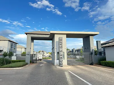 3 Bedroom Townhouse For Sale in Pretoria - quz2.webp