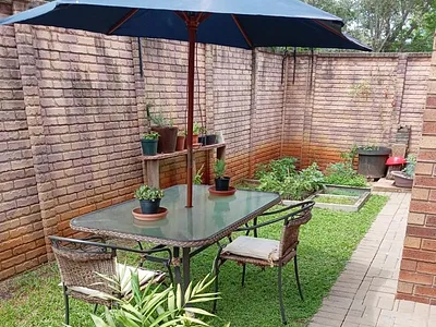 2 Bedroom Apartment For Sale in Pretoria - Lvzx.webp