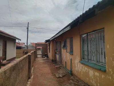 4 Bedroom House For Sale in Mabopane - eDwj.webp