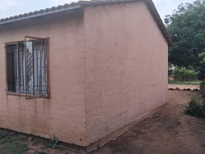 2 Bedroom House For Sale in Soshanguve W, Soshanguve - FJte.webp