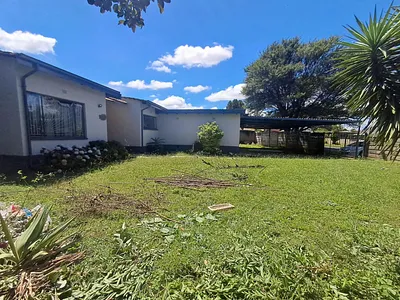 4 Bedroom House For Sale in Kempton Park - v7Dm.webp