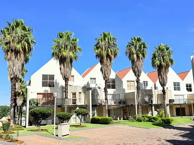 3 Bedroom Apartment For Sale in Midrand - zpSX.webp