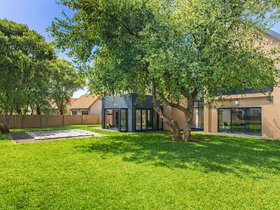 4 Bedroom House For Sale in Leloko Lifestyle & Eco Estate, Hartbeespoort - c84h.webp