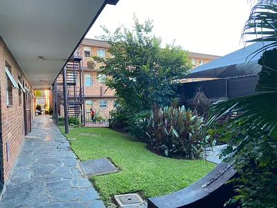 1.5 Bedroom Apartment For Sale in Pretoria - jfYb.webp
